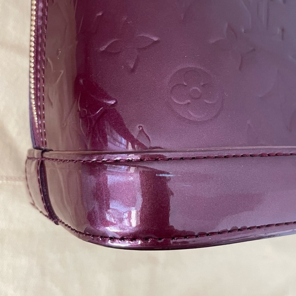 Louis Vuitton Alma PM - Rouge Fauviste Vernis - Picture 12 of 14